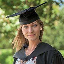 Photo of Lisa Jones